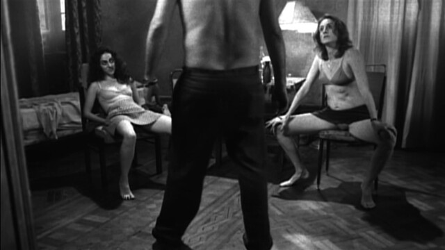 Josie Antello nude, Bel Garcia nude – Filme de amor (2003)