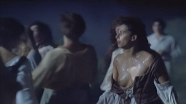 Beatrice Dalle nude, Corinne Touzet nude – La visione del sabba (1988)