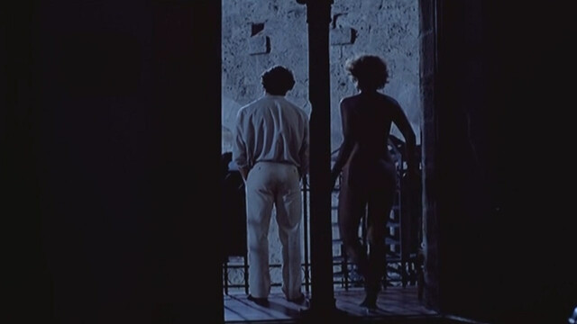 Beatrice Dalle nude, Corinne Touzet nude – La visione del sabba (1988)