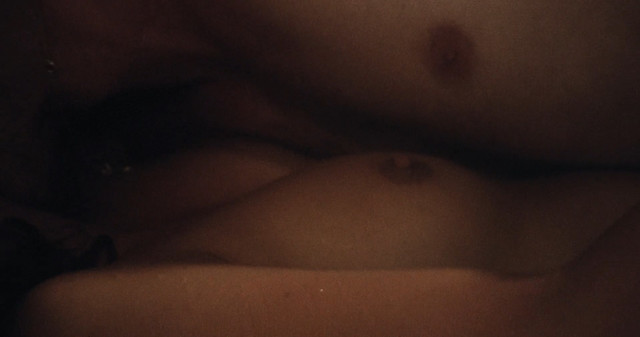 Gloria Guida nude, Lilli Carati nude – To Be Twenty (Avere vent'anni) (1978)
