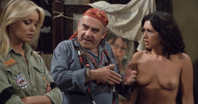 Gloria Guida nude, Lilli Carati nude – To Be Twenty (Avere vent'anni) (1978)
