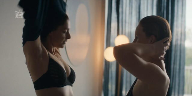 Eva Maria Jost nude, Katharina Nesytowa nude – WIR s01e08 (2021)