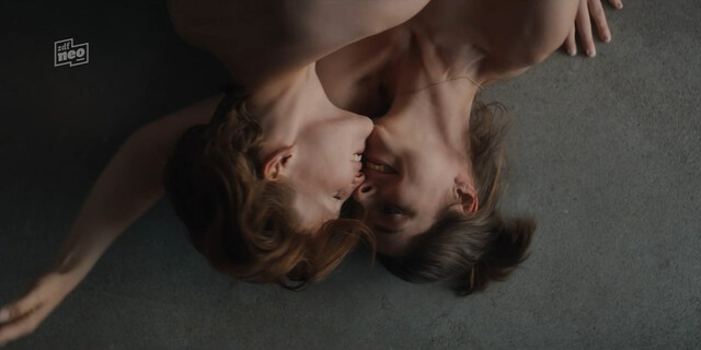 Eva Maria Jost nude, Katharina Nesytowa nude – WIR s01e08 (2021)