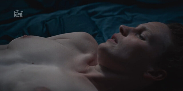 Eva Maria Jost nude, Katharina Nesytowa nude – WIR s01e08 (2021)