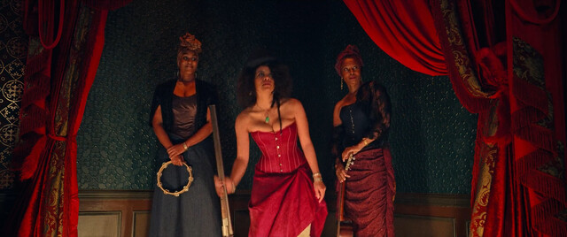 Zazie Beetz sexy, Aahkilah Cornelius sexy – The Harder They Fall (2021)