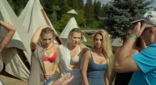 Dominika Dabrowska nude, Ewa Woch sexy, Magdalena Krakowiecka sexy – Sciema po polsku (2021)