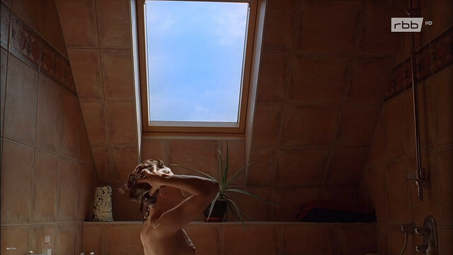 Hannah Herzsprung nude, Yvonne Kolle sexy, Nasia Assaoui nude, Jaimi Rotter nude – Pink (2009)