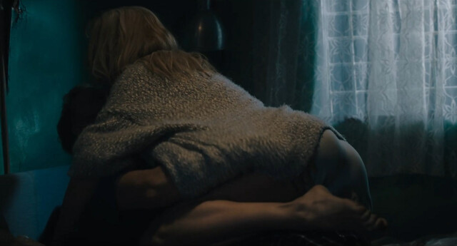 Hana Vagnerova nude, Petra Heebickova sexy, Gabriela Marcinková sexy – Matky (2021)