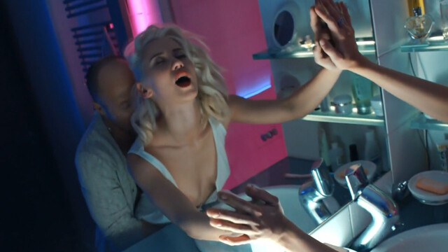 Vilma Kutaviciute nude, Olga Sutulova nude – Alibi s01e14-16 (2021)