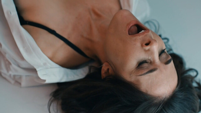 Vilma Kutaviciute nude, Olga Sutulova nude – Alibi s01e14-16 (2021)