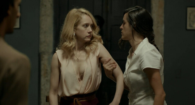 Luciana Paes nude, Camila Morgado nude – The Friendly Beast (O Animal Cordial) (2017)