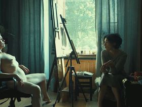 Sophie Reinhard nude, Aida Popanopoulous nude – A Flowerbox for Rosie (2021)