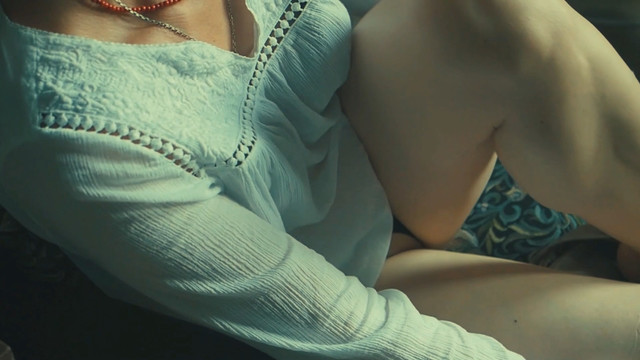 Sophie Reinhard nude, Aida Popanopoulous nude – A Flowerbox for Rosie (2021)
