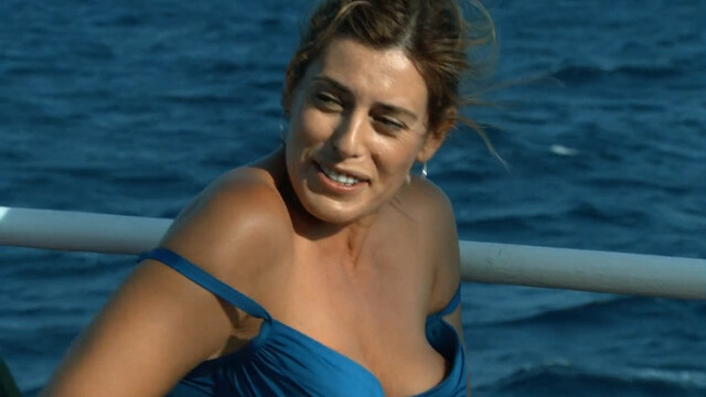 Blanca Suarez sexy, Giselle Calderon sexy, Irene Montala sexy – El barco s02e01-14 (2012)