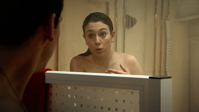 Blanca Suarez sexy, Giselle Calderon sexy, Irene Montala sexy – El barco s01e01-12 (2011)