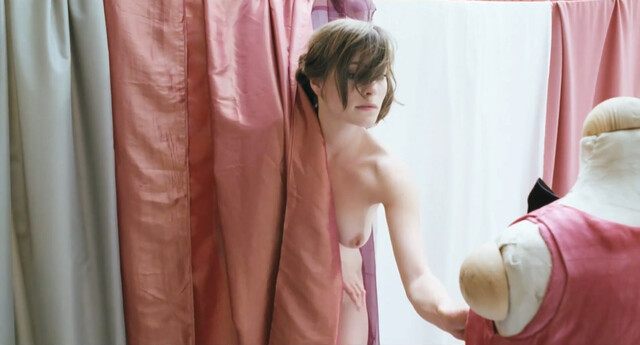 Johana Matouskova nude – Ahoj Coco (2011)
