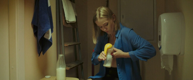 Yuliya Peresild sexy, Yevgeniya Kaverau sexy – Milk (Moloko) (2021)