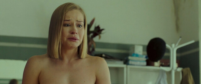 Yuliya Peresild sexy, Yevgeniya Kaverau sexy – Milk (Moloko) (2021)