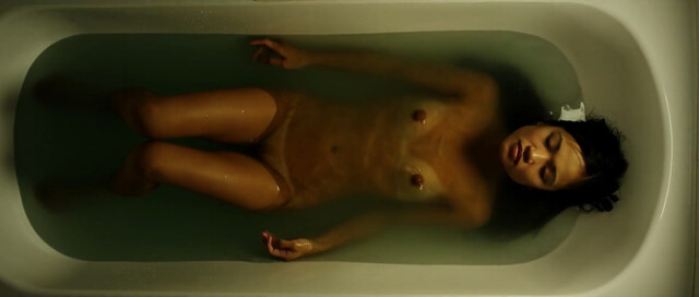 Nammi Le nude – Careless Love (2012)