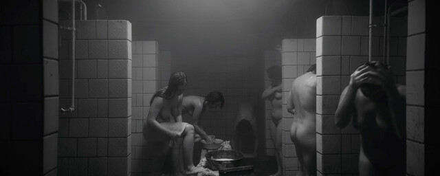 Varvara Shmykova nude, Chulpan Khamatova sexy, Yuliya Peresild nude – Petrovy v grippe (2021)
