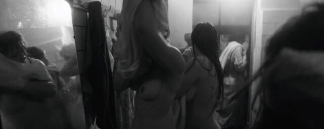 Varvara Shmykova nude, Chulpan Khamatova sexy, Yuliya Peresild nude – Petrovy v grippe (2021)