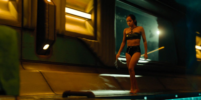 Lou Llobell sexy, Laura Birn sexy – Foundation s01e02 (2021)