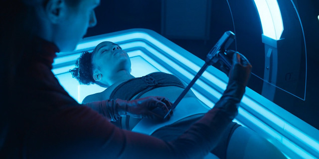 Lou Llobell sexy, Laura Birn sexy – Foundation s01e02 (2021)