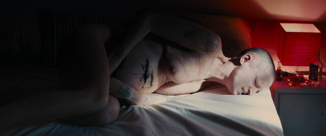 Agathe Rousselle nude, Garance Marillier nude – Titane (2021)