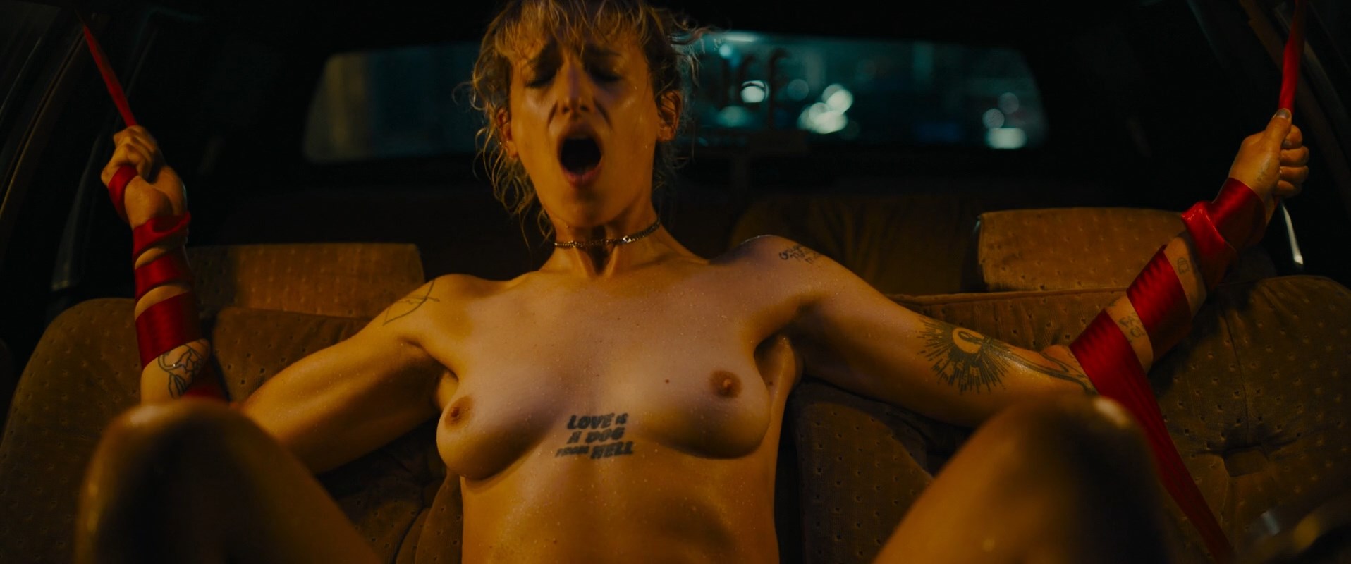 Agathe Rousselle nude, Garance Marillier nude – Titane (2021)