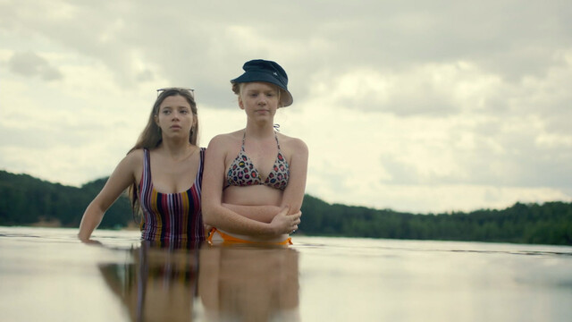 Polina Guhman sexy, Elizaveta Ishchenko sexy, Alisa Tarasenko sexy – Sama dura s02e01-02 (2021)