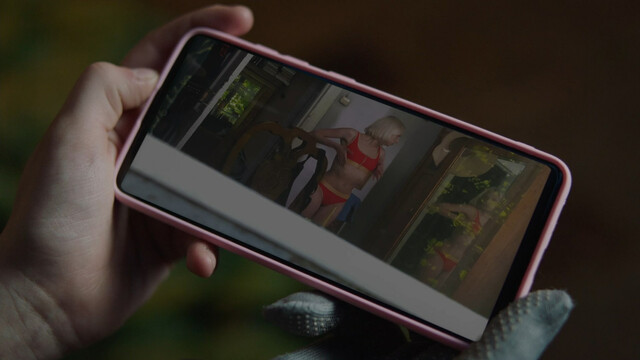 Polina Guhman sexy, Elizaveta Ishchenko sexy, Alisa Tarasenko sexy – Sama dura s02e01-02 (2021)