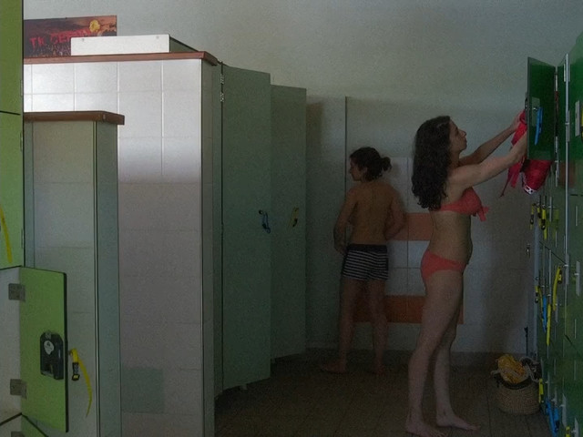 Lucie Grunstein nude, Milena Csergo sexy – Contes de juillet (2017)