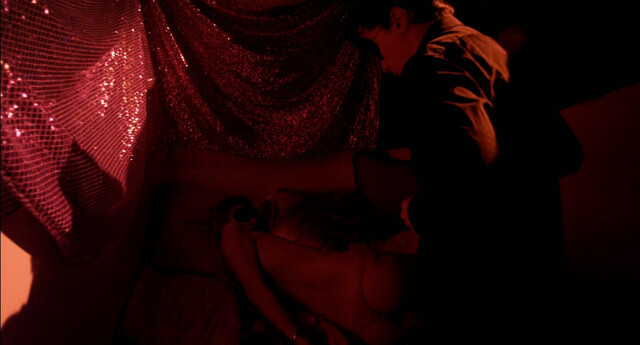 Sveva Alviti nude, Alessia Piovan nude, Antonia Liskova sexy, Maria Grazia Cucinotta nude – Cam Girl (2014)