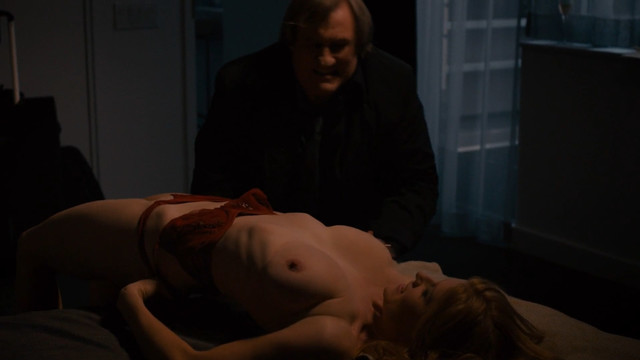 Emmanuelle Vill nude, Natasha Romanova nude, Shanyn Leigh nude, Lucy Campbell nude,  Raquel Nave nude – Welcome to New York (2014)