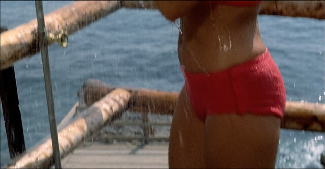 Jenny Tamburi nude, Lisa Gastoni nude, Barbara Marzano nude – La seduzione (1973)