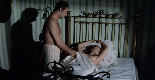 Jenny Tamburi nude, Lisa Gastoni nude, Barbara Marzano nude – La seduzione (1973)