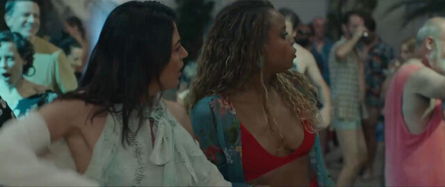 Carol Castro sexy, Roberta Rodrigues sexy – Dois Mais Dois (2021)