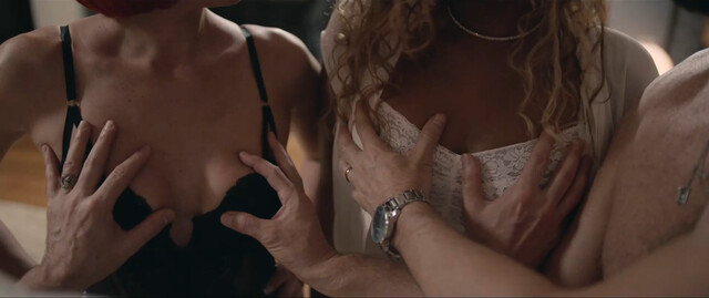 Carol Castro sexy, Roberta Rodrigues sexy – Dois Mais Dois (2021)
