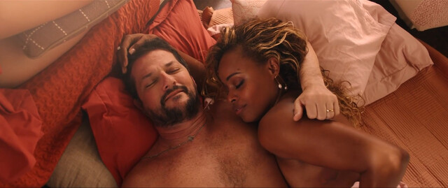 Carol Castro sexy, Roberta Rodrigues sexy – Dois Mais Dois (2021)