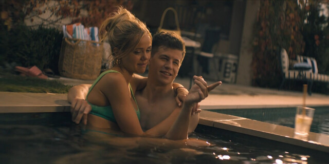 Annalisa Cochrane sexy, Sara Thompson sexy, Zenia Marshall sexy – One of Us Is Lying s01e01 (2021)