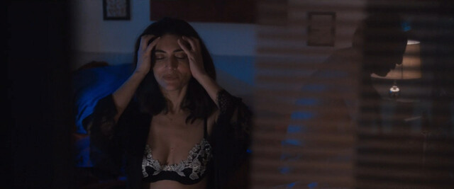 Giorgia Crivello nude, Caterina Murino nude, Claudia Pandolfi sexy, Sofia Rania sexy– My Brother, My Sister (Mio fratello mia sorella) (2021)