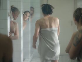 Agata Kulesza sexy, Aleksandra Adamska sexy – Skazana s01e04 (2021)