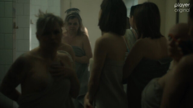 Agata Kulesza sexy, Aleksandra Adamska sexy – Skazana s01e04 (2021)