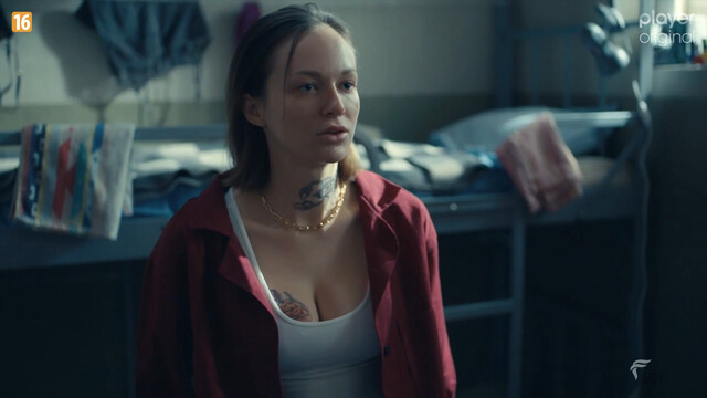 Agata Kulesza nude, Aleksandra Adamska sexy – Skazana s01e01-02 (2021)