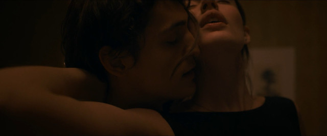 Kristine Froseth sexy, Diana Silvers sexy, Alice Dardenne nude – Birds of Paradise (2021)