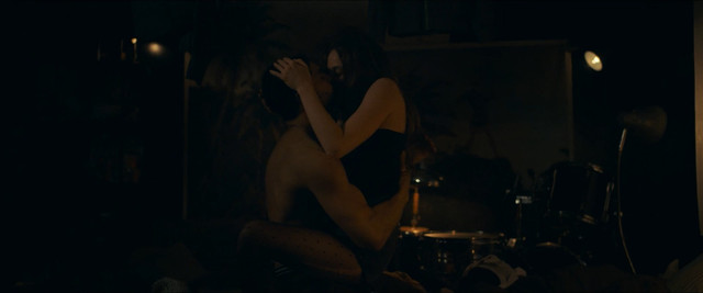 Kristine Froseth sexy, Diana Silvers sexy, Alice Dardenne nude – Birds of Paradise (2021)