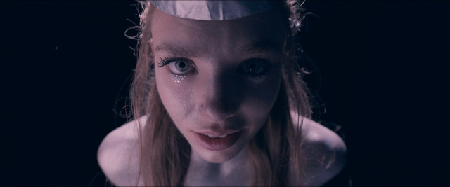 Kristine Froseth sexy, Diana Silvers sexy, Alice Dardenne nude – Birds of Paradise (2021)