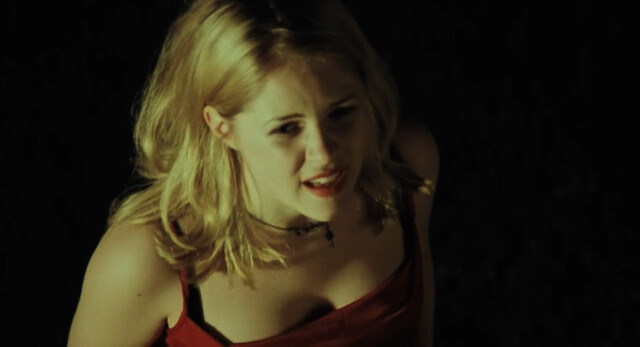 Alexandra Dahlstrom sexy, Rebecka Liljeberg sexy – Fucking Amal (1998)