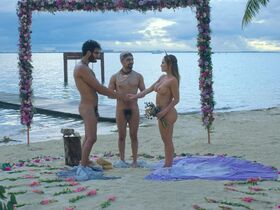 Maite Perroni nude, Ela Velden nude, Alejandra Guzman sexy, Fabiola Campomanes nude, Helena Haro nude – El Juego de las Llaves s02e01-08 (2021)