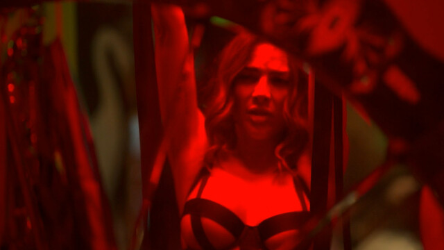 Maite Perroni nude, Ela Velden nude, Alejandra Guzman sexy, Fabiola Campomanes nude, Helena Haro nude – El Juego de las Llaves s02e01-08 (2021)
